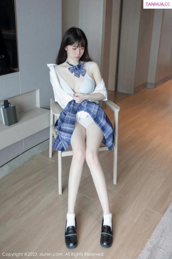   [XiuRen]高清写真图 2023.06.29 No.6993 林悠悠 格子裙美腿第53张图片